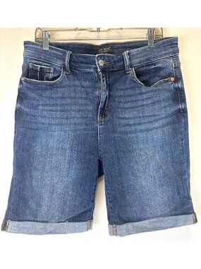 Judy Blue Womens Mid-Length Denim Shorts Cuffed Hem Size XL Medium Wash